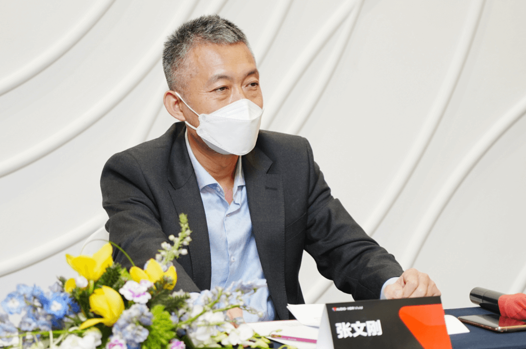 UWA联盟秘书长张文刚先生在展会上和媒体交流